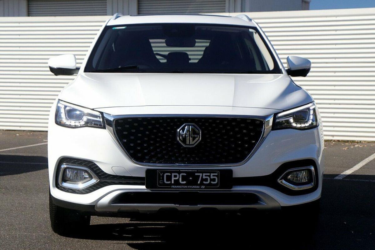 2023 MG HS Essence X SAS23