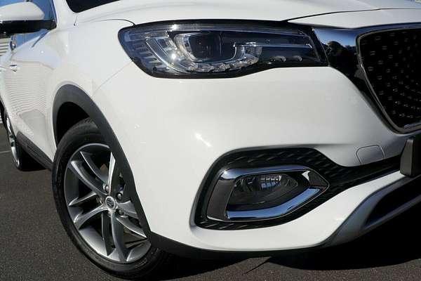 2023 MG HS Essence X SAS23