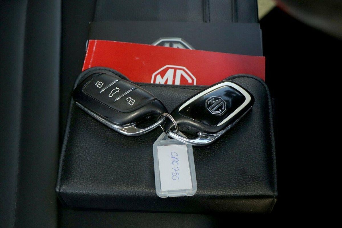 2023 MG HS Essence X SAS23