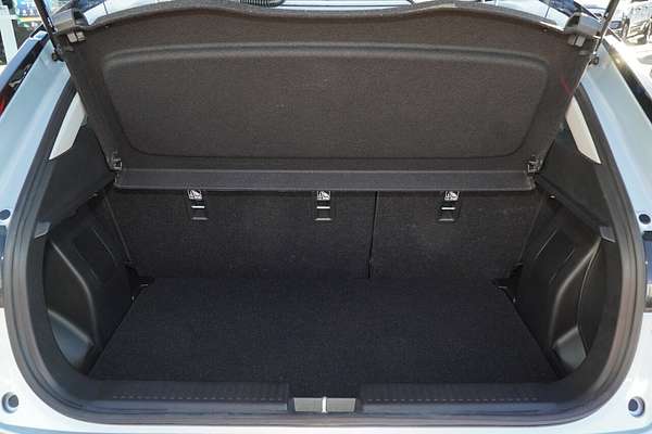 2025 Suzuki Fronx Hybrid KW