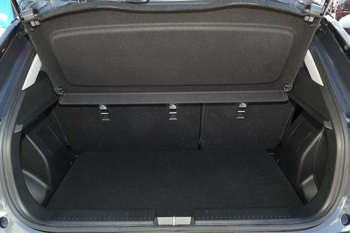 2025 Suzuki Fronx Hybrid KW