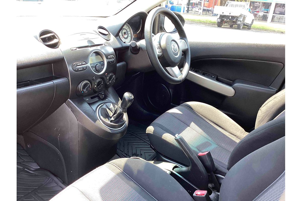 2010 Mazda 2 Maxx DE Series 1