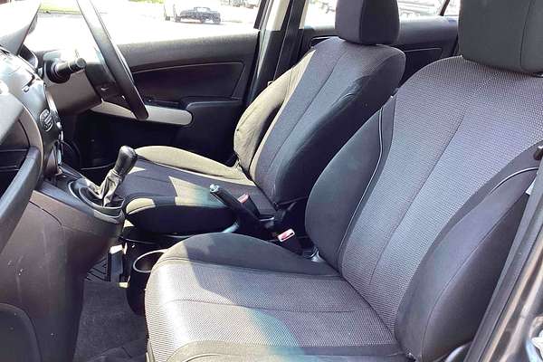 2010 Mazda 2 Maxx DE Series 1