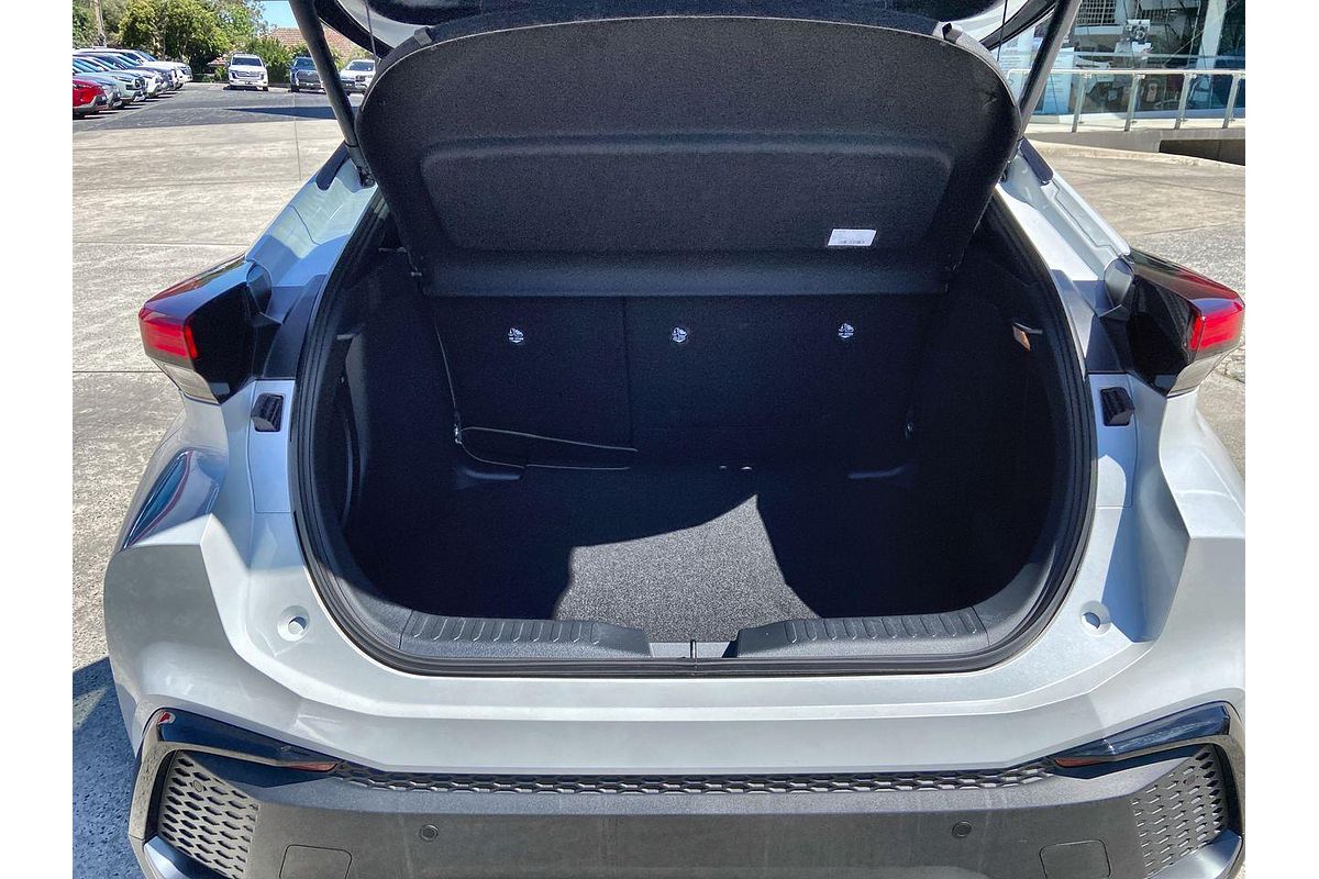 2024 Toyota C-HR GR Sport MAXH25R