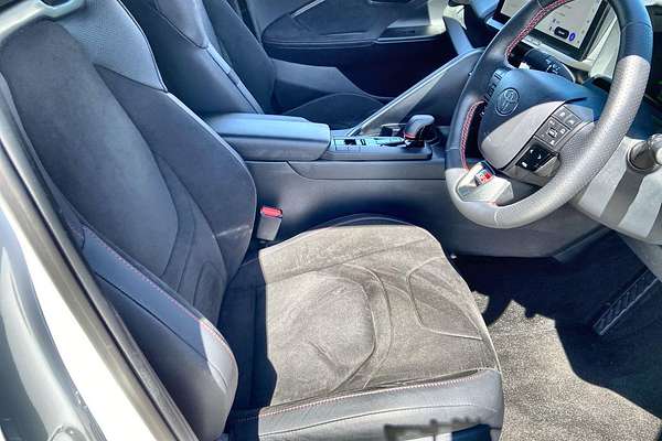 2024 Toyota C-HR GR Sport MAXH25R