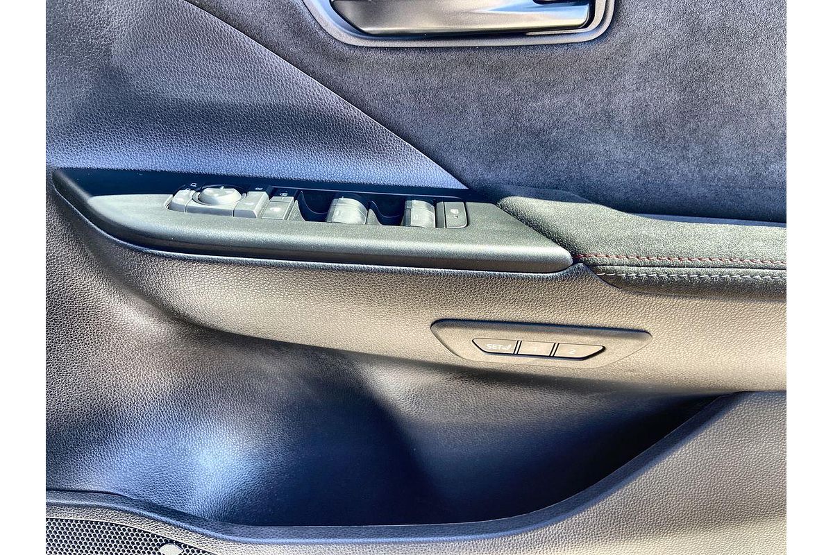 2024 Toyota C-HR GR Sport MAXH25R