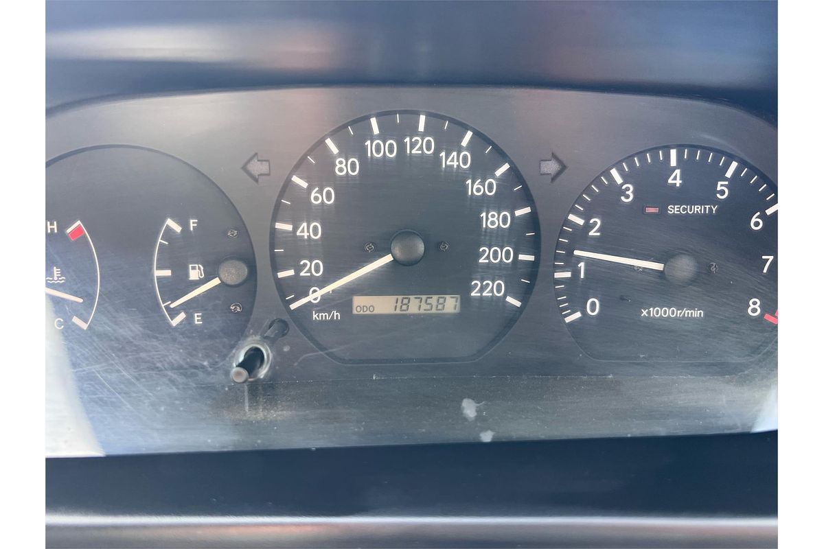 2001 Toyota Camry CSi SXV20R (II)