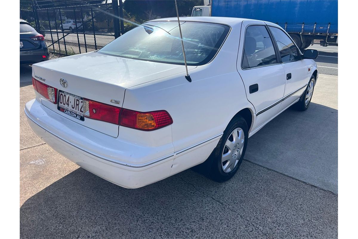 2001 Toyota Camry CSi SXV20R (II)