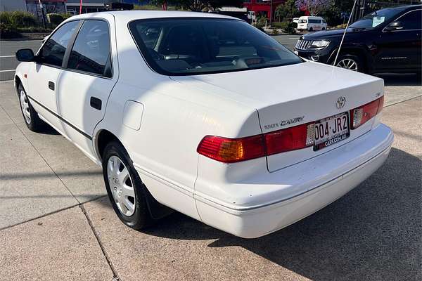 2001 Toyota Camry CSi SXV20R (II)