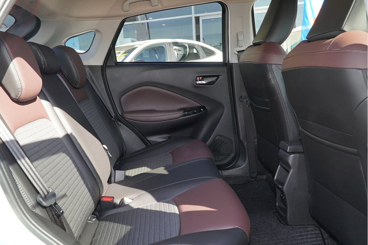 2025 Suzuki Fronx Hybrid KW