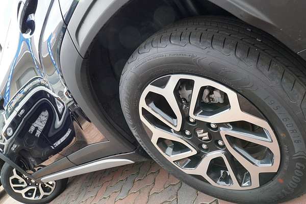 2025 Suzuki Fronx Hybrid KW