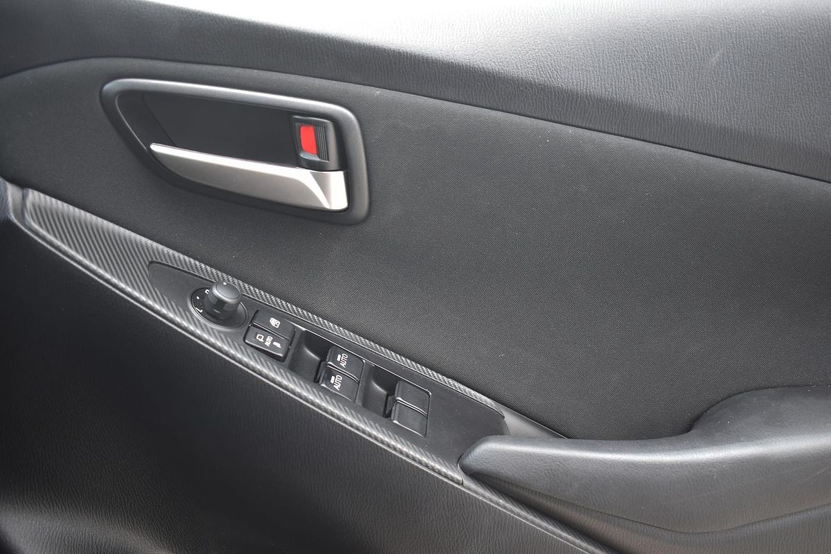 2024 Mazda 2 G15 Pure DJ Series