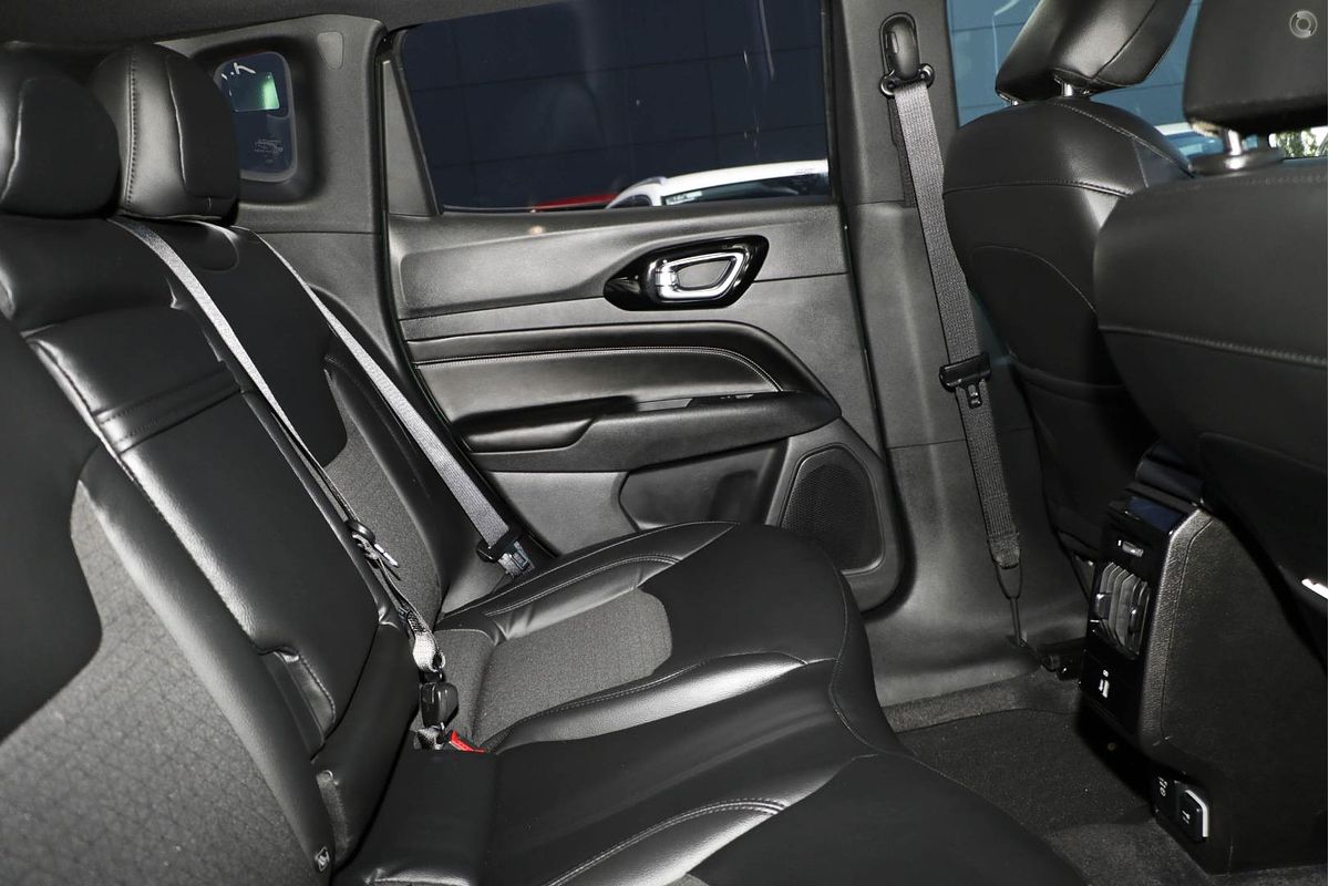 2022 Jeep Compass Night Eagle M6
