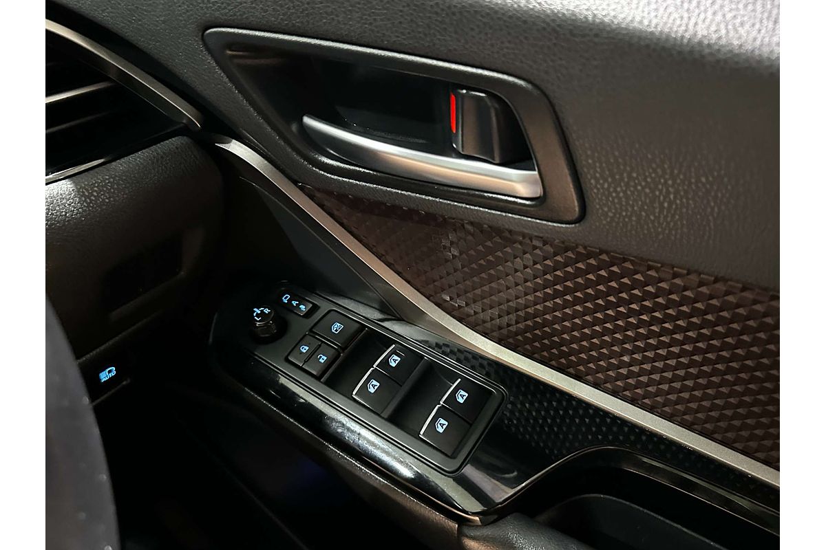 2017 Toyota C-HR Koba NGX50R