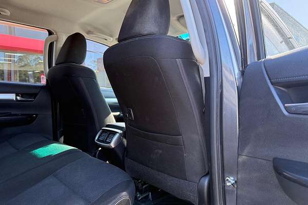 2020 Toyota Hilux SR5 GUN126R 4X4