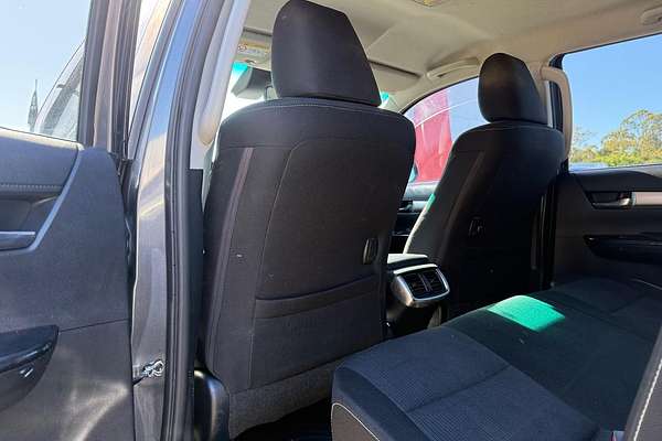 2020 Toyota Hilux SR5 GUN126R 4X4