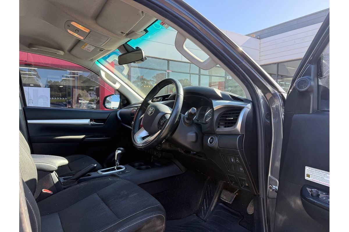 2020 Toyota Hilux SR5 GUN126R 4X4