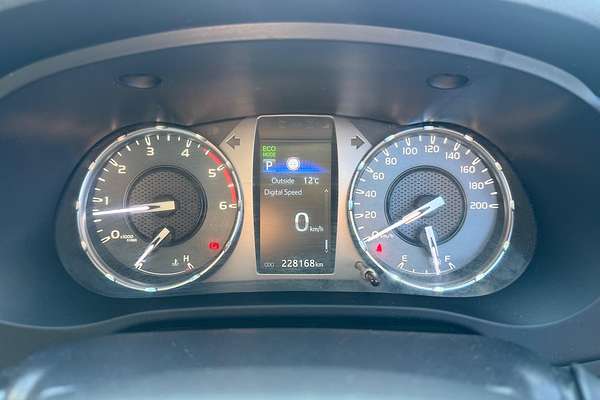 2020 Toyota Hilux SR5 GUN126R 4X4