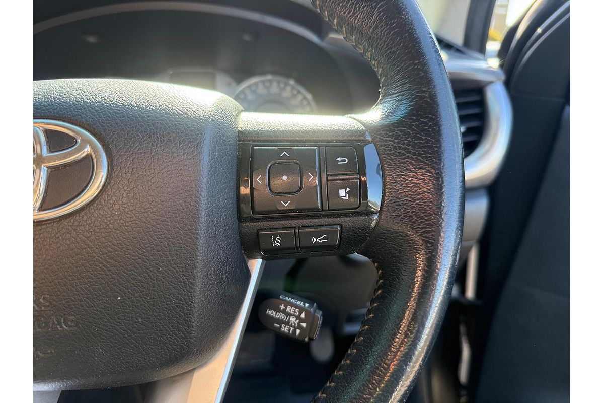 2020 Toyota Hilux SR5 GUN126R 4X4