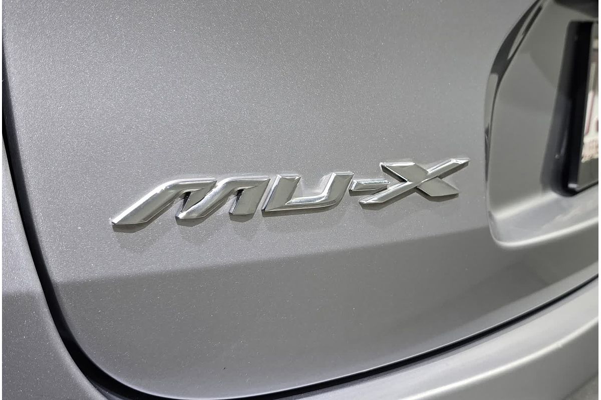 2021 Isuzu MU-X LS-T