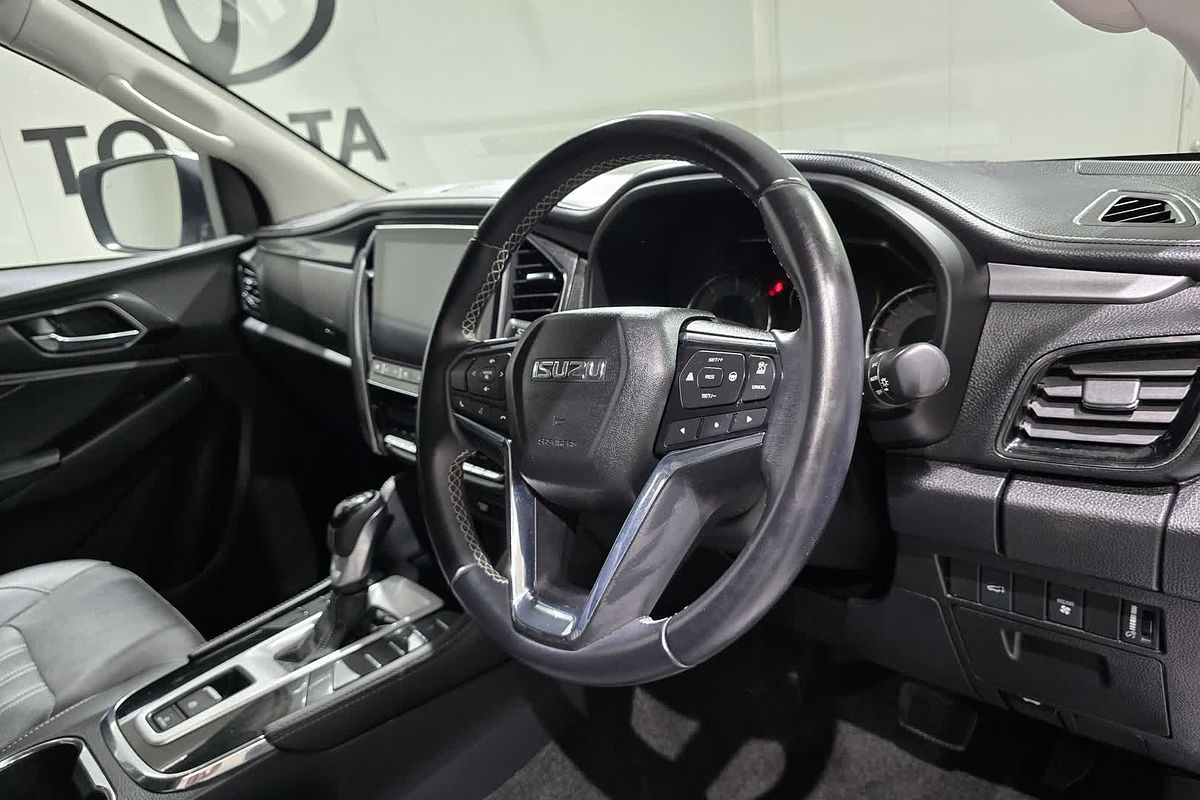 2021 Isuzu MU-X LS-T