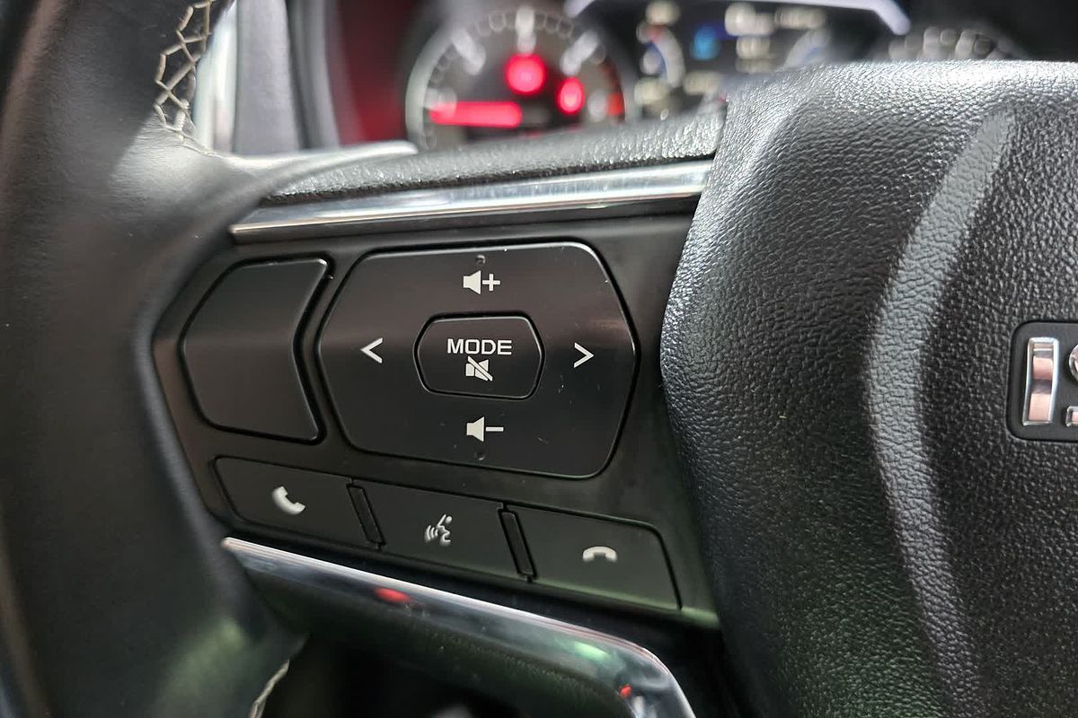 2021 Isuzu MU-X LS-T