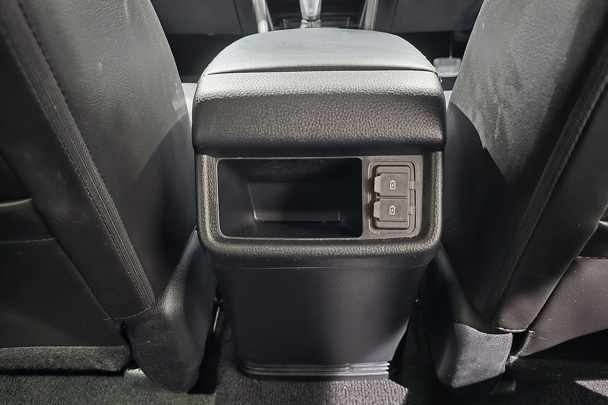 2021 Isuzu MU-X LS-T