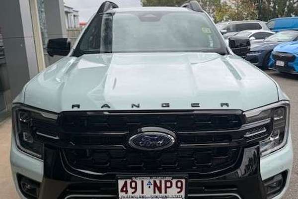 2025 Ford Ranger PHEV Stormtrak 4X4 2.3L