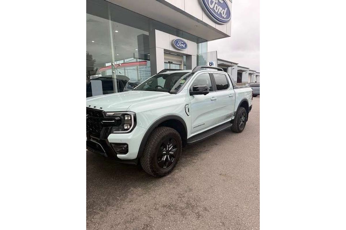 2025 Ford Ranger PHEV Stormtrak 4X4 2.3L
