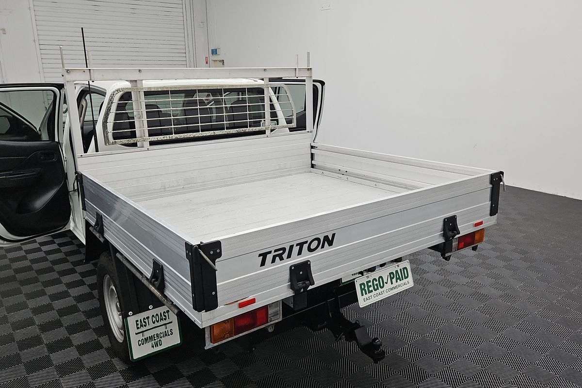 2022 Mitsubishi Triton GLX MR 4X4