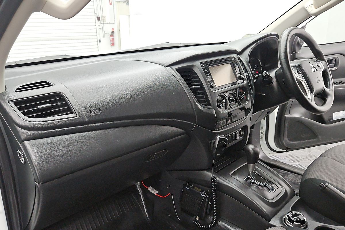 2022 Mitsubishi Triton GLX MR 4X4