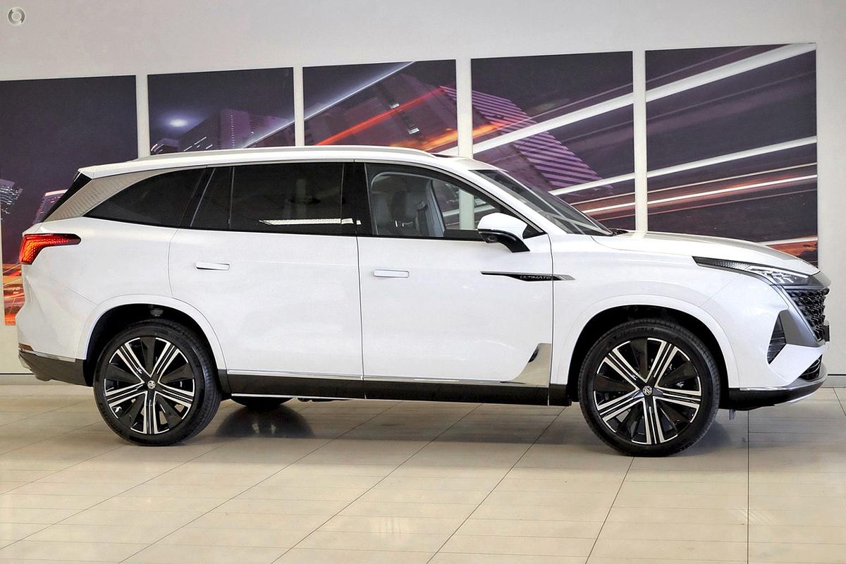 2025 MG QS Essence IS31