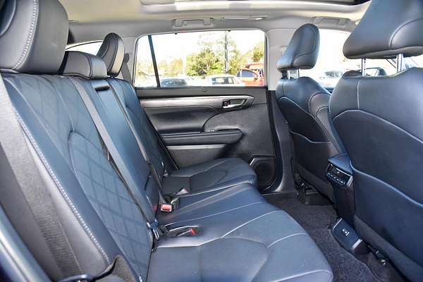 2024 Toyota Kluger Grande AXUH78R