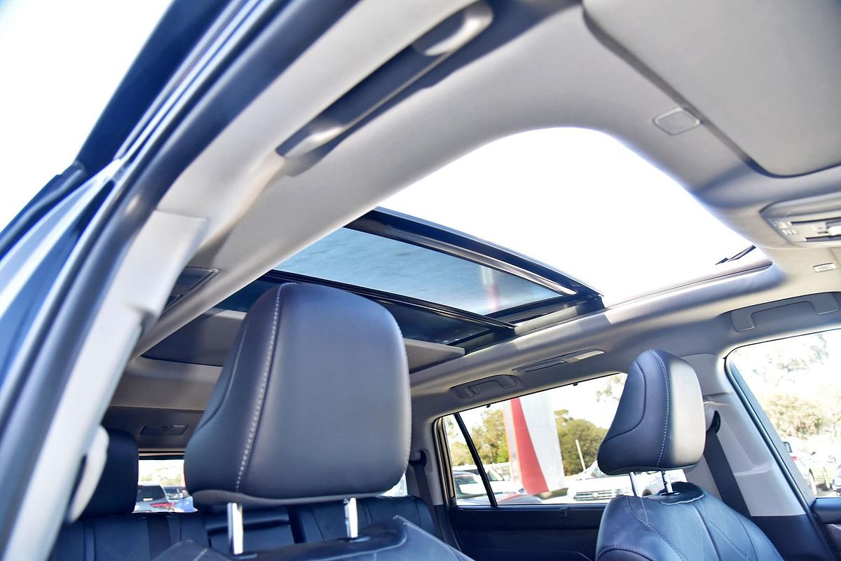 2024 Toyota Kluger Grande AXUH78R