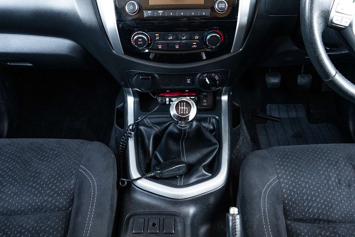 2015 Nissan Navara ST D23 4X4