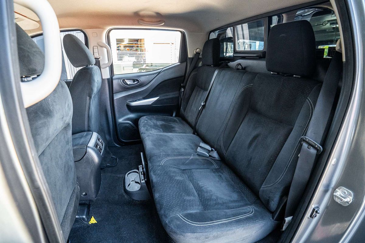 2015 Nissan Navara ST D23 4X4