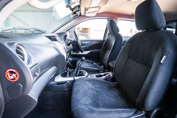 2015 Nissan Navara ST D23 4X4