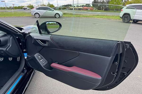 2025 Subaru BRZ tS ZD8