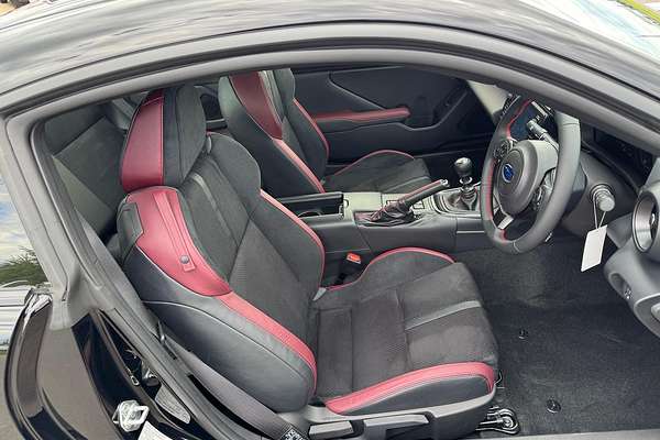 2025 Subaru BRZ tS ZD8