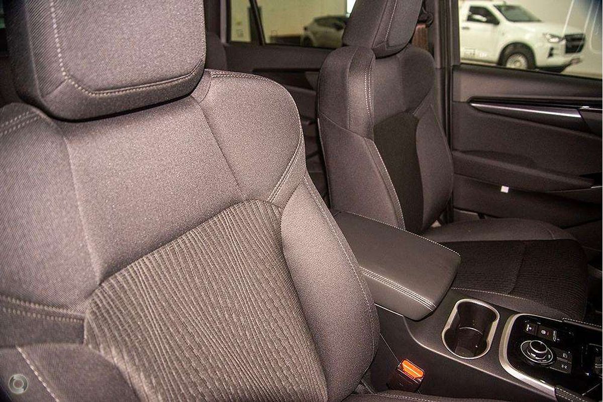 2025 Isuzu MU-X LS-U