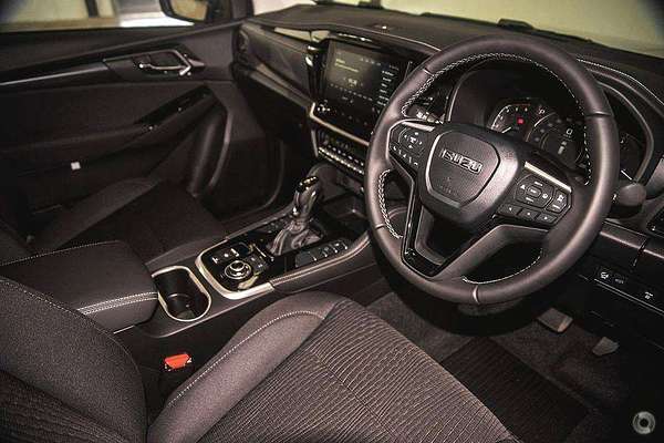 2025 Isuzu MU-X LS-U