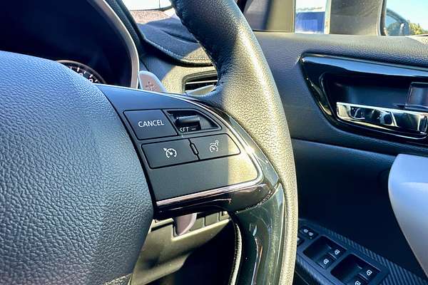 2022 Mitsubishi Eclipse Cross LS YB