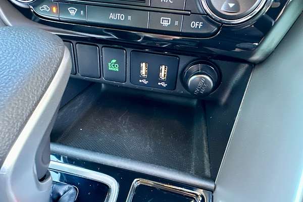 2022 Mitsubishi Eclipse Cross LS YB