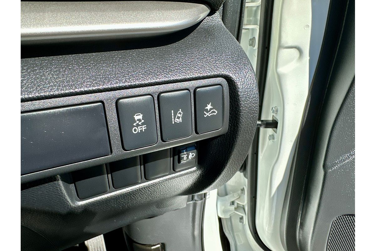 2022 Mitsubishi Eclipse Cross LS YB