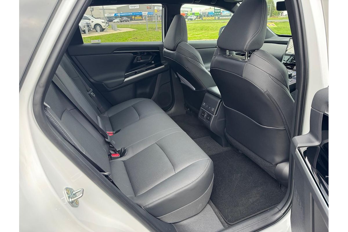 2025 Subaru Solterra AWD Touring E1-1