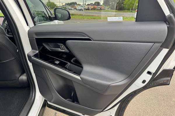 2025 Subaru Solterra AWD Touring E1-1