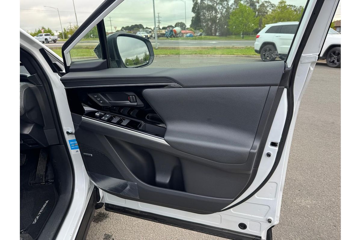 2025 Subaru Solterra AWD Touring E1-1