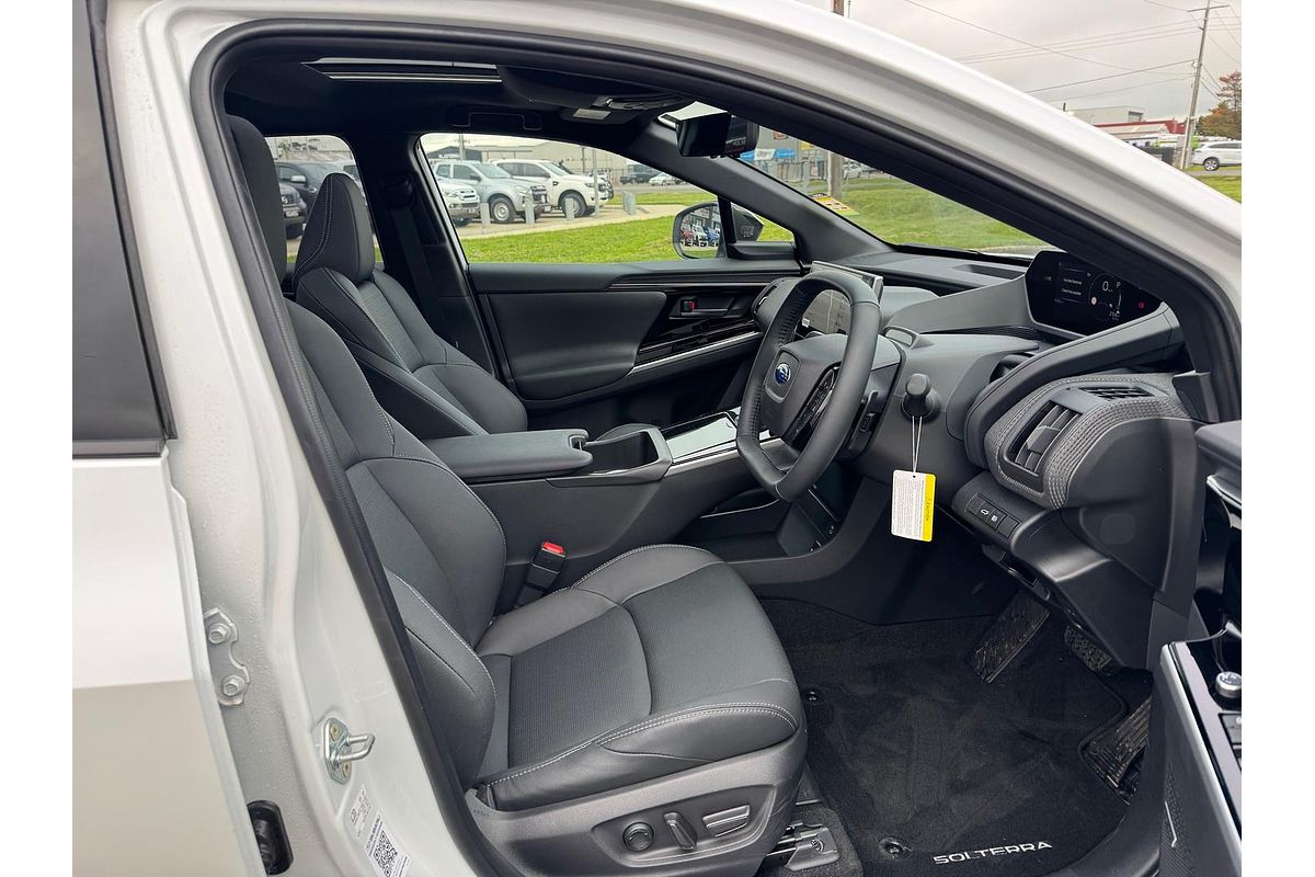 2025 Subaru Solterra AWD Touring E1-1
