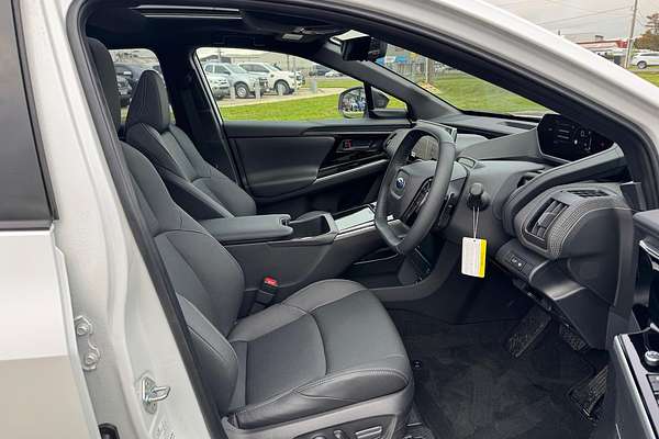 2025 Subaru Solterra AWD Touring E1-1