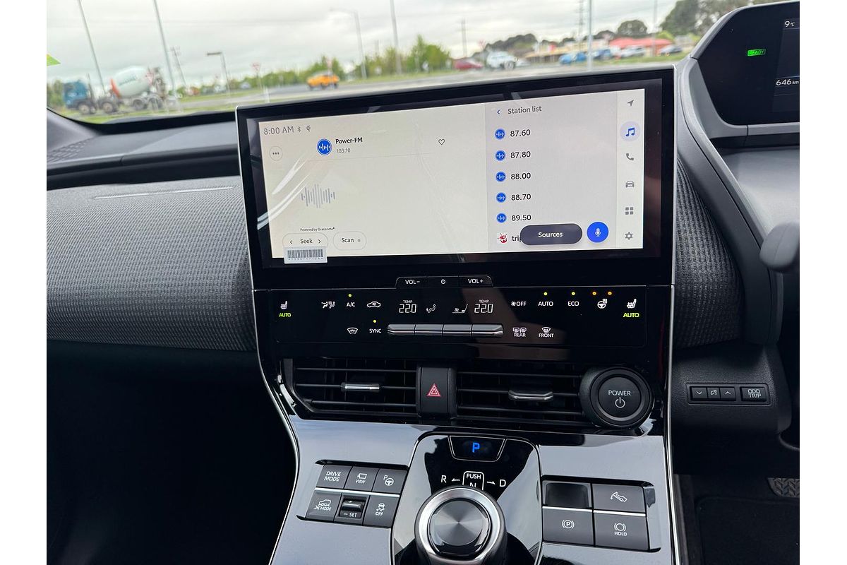 2025 Subaru Solterra AWD Touring E1-1